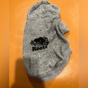 Roots dog sweater salt and pepper size 12